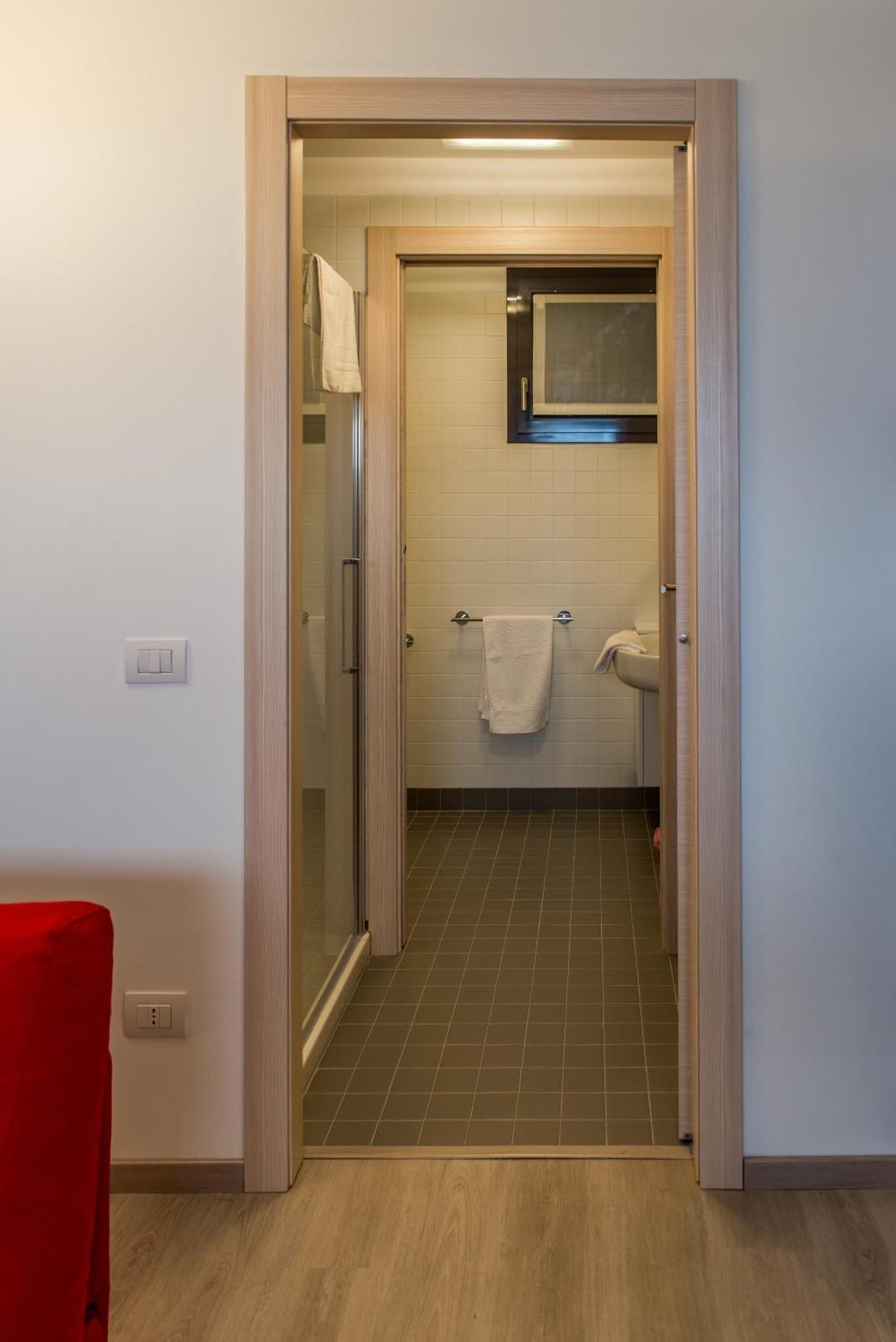 Residenza Luigina Lejlighed Varenna Værelse billede