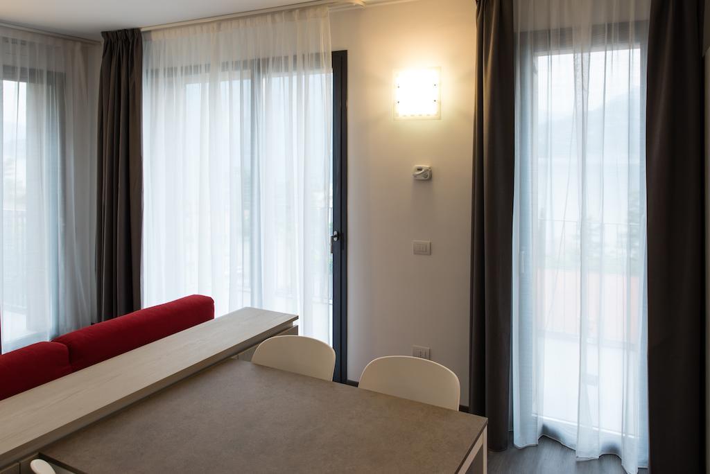 Residenza Luigina Lejlighed Varenna Værelse billede